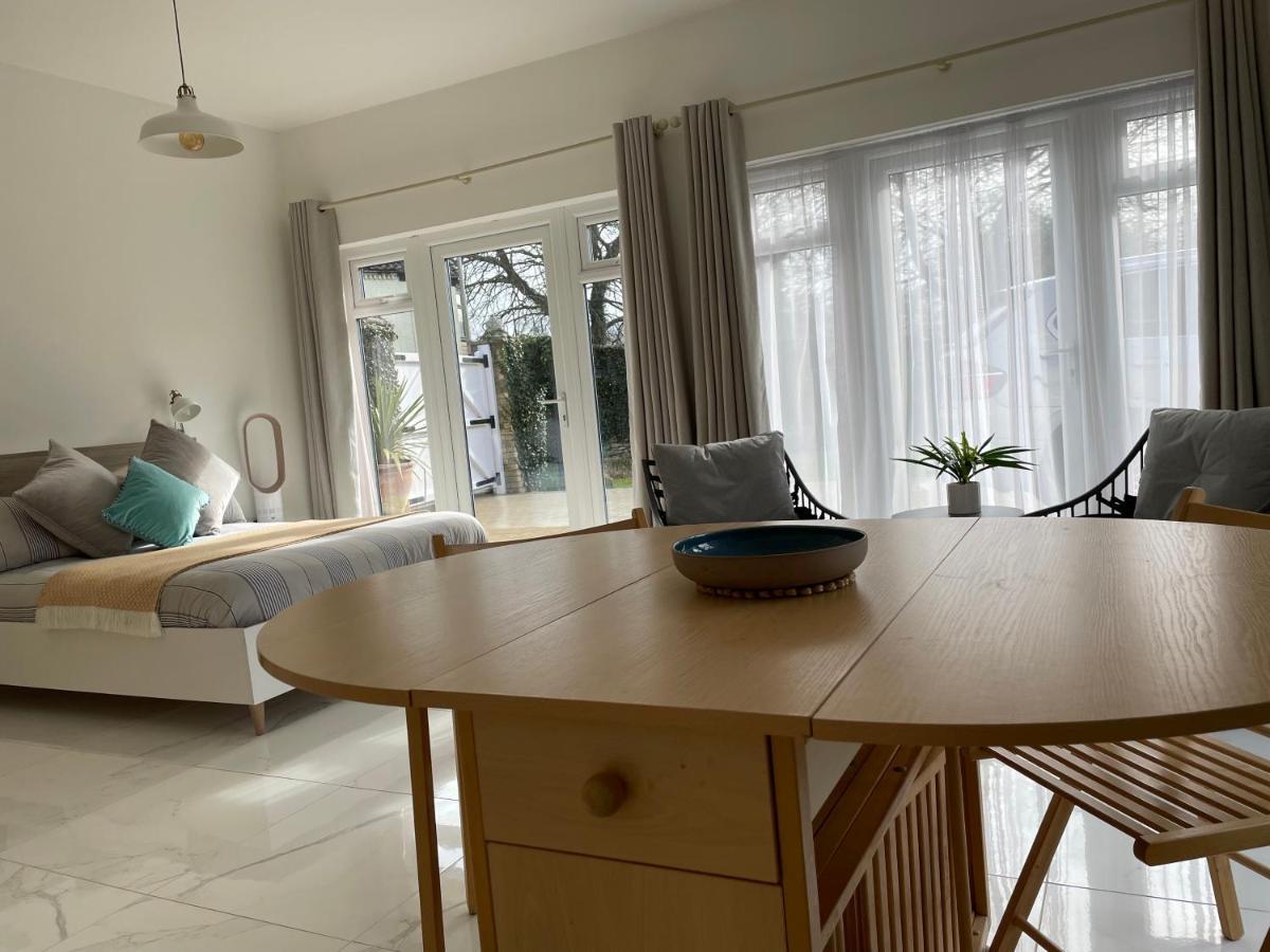 Garden Room Kirton in Lindsey Экстерьер фото