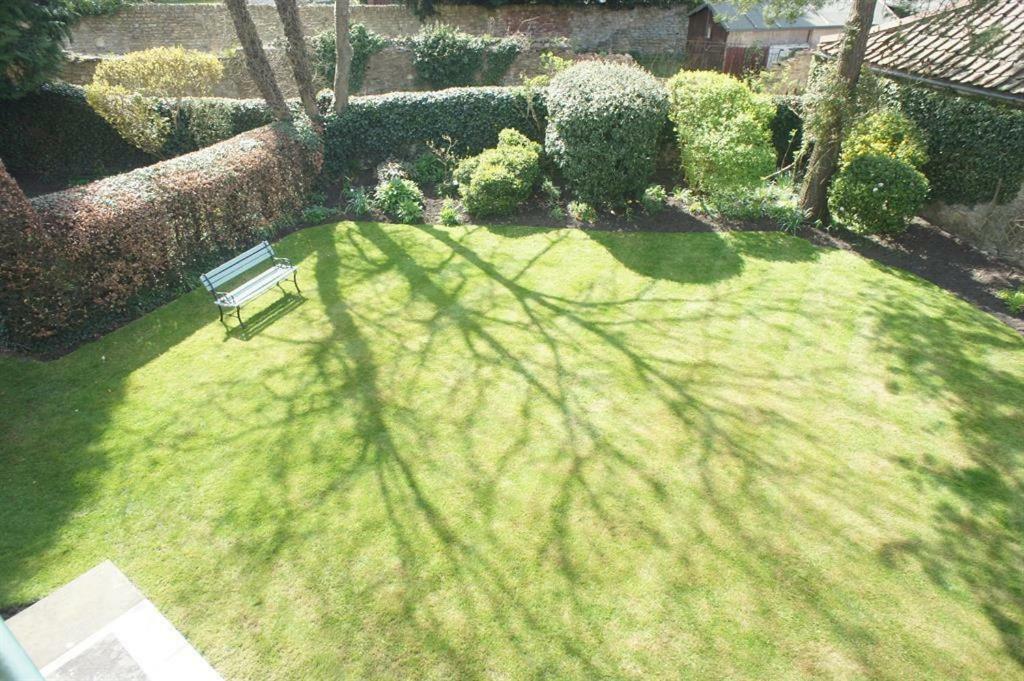 Garden Room Kirton in Lindsey Экстерьер фото